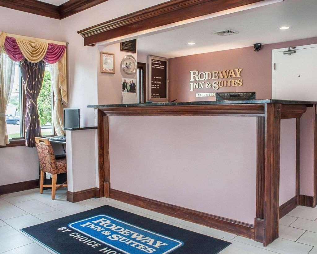 Amherst Inn & Suites ภายใน รูปภาพ