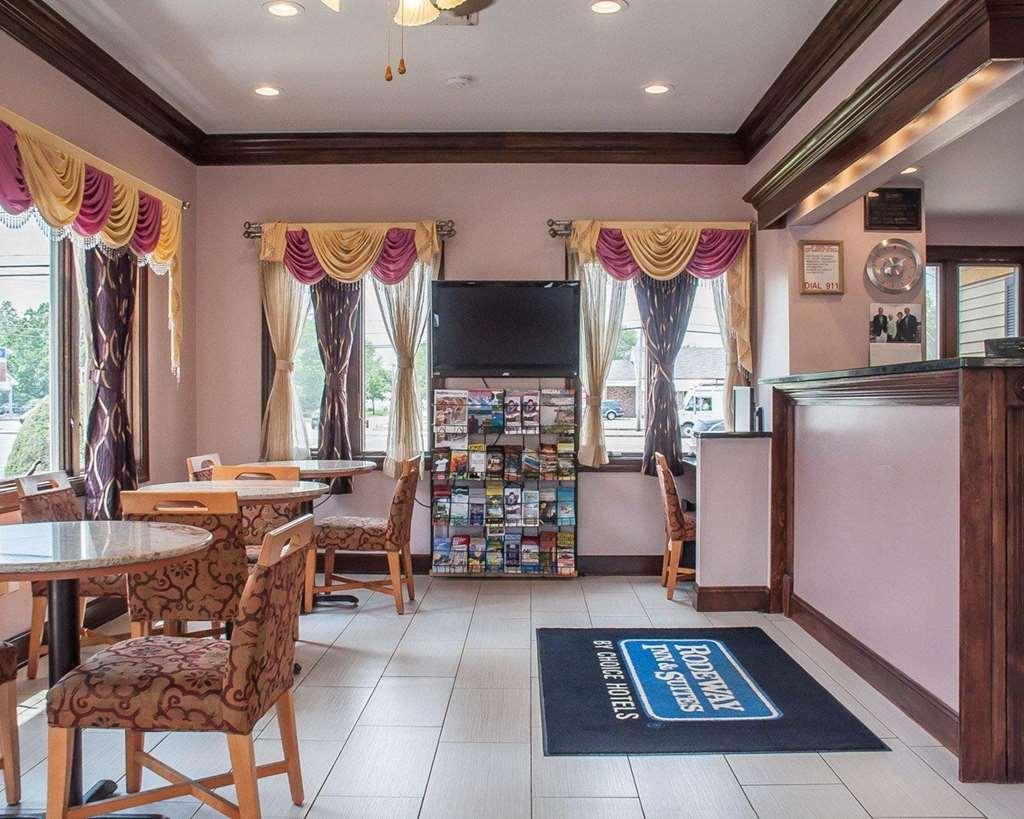Amherst Inn & Suites ภายใน รูปภาพ